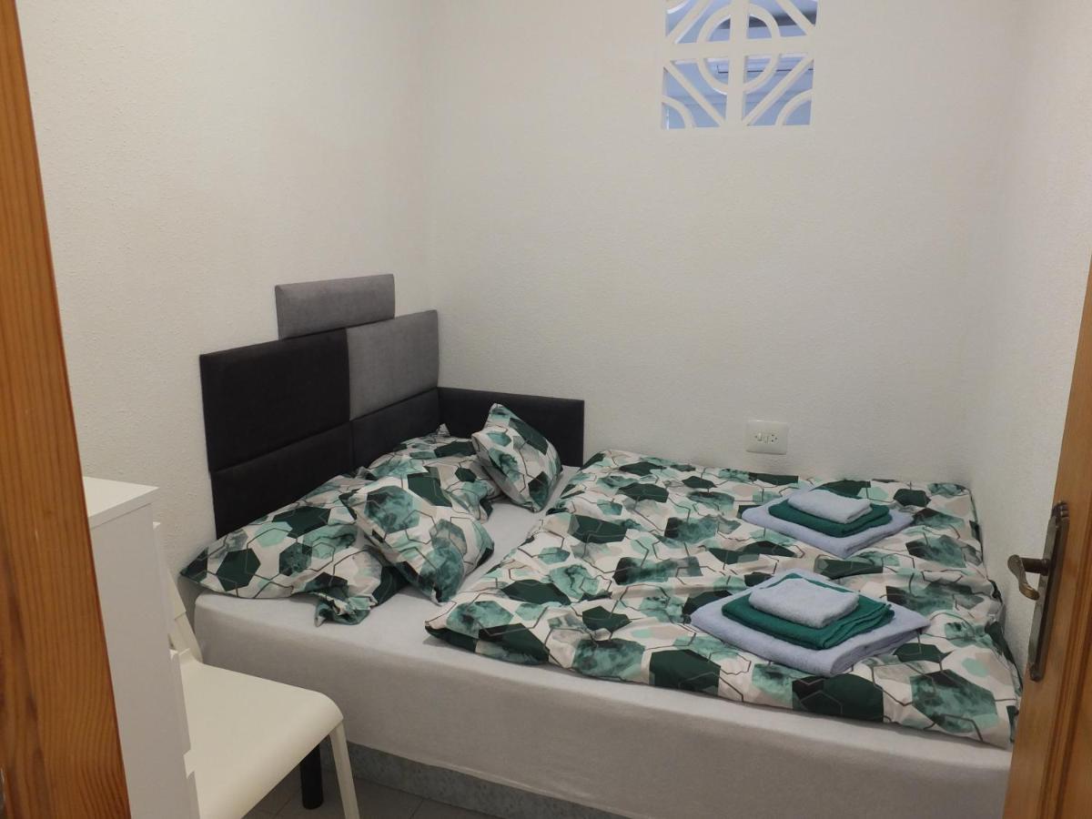 Neptuno Playa San Antonio Apartment Cullera Exterior photo